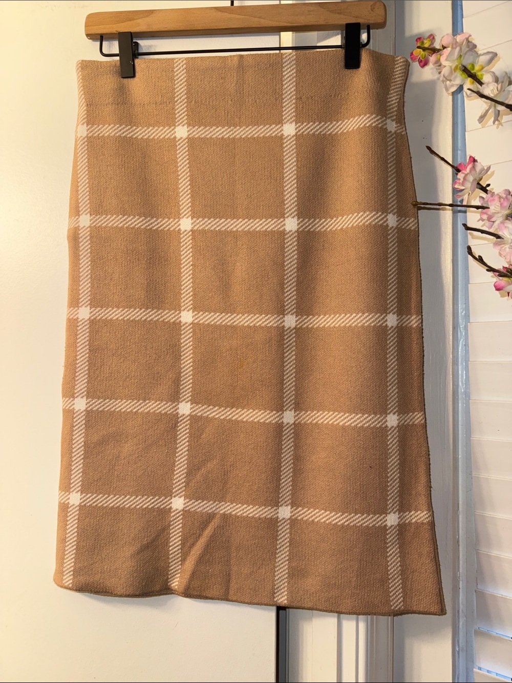 Ann Taylor Camel and White Plaid Midi Skirt